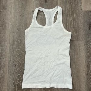 Lululemon swiftly tech tank top size 4